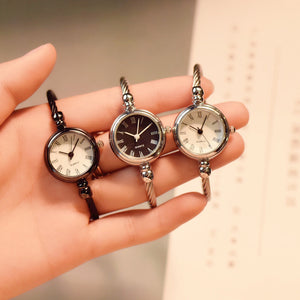 Vintage Bracelet Watch Girls Students Simple And Small Thin Strap Ins Retro Wild Small Fresh Opening