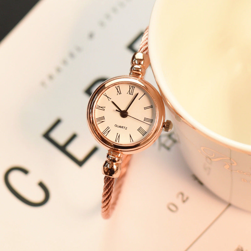 Vintage Bracelet Watch Girls Students Simple And Small Thin Strap Ins Retro Wild Small Fresh Opening