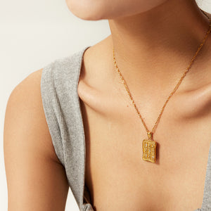 Niche Retro Titanium Steel Heart Necklace Stainless Steel Zircon Love Pendant Necklace Women
