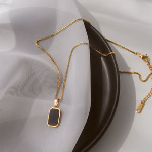 Fashion Small Black Brand Titanium Steel Necklace Women&#039;s All-match Light Luxury High-end Sense European And American Niche Design Sense 18K Gold Not Fading