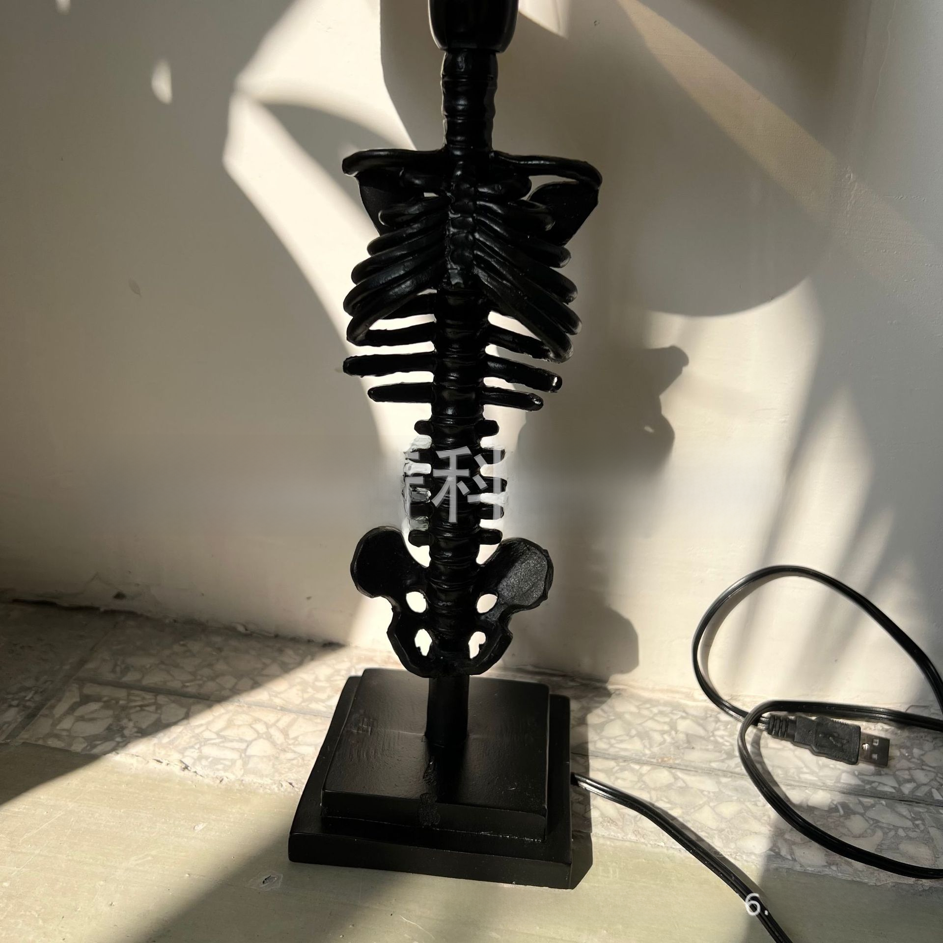Halloween Gothic Classic Decorative Lamp Home Skull Table Lamp Office Culture Resin Crafts